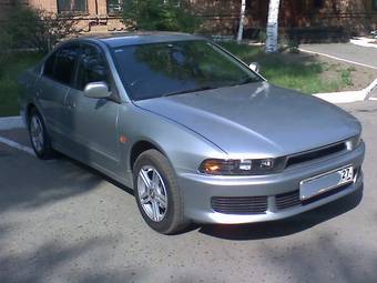 1999 Mitsubishi Galant Photos