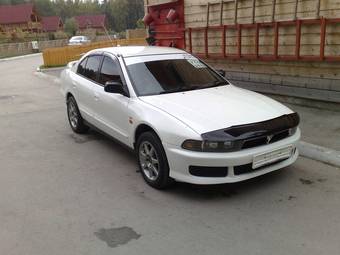 1999 Mitsubishi Galant Photos