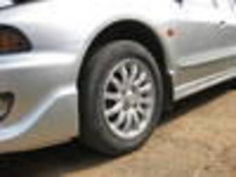1999 Mitsubishi Galant Pictures