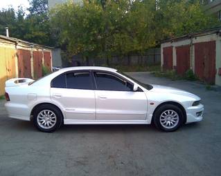 1999 Mitsubishi Galant Photos