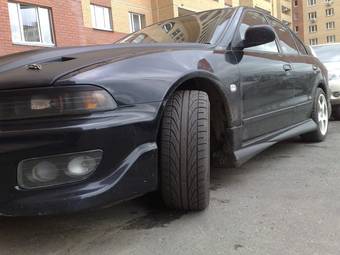1999 Mitsubishi Galant Pictures