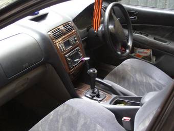 1999 Mitsubishi Galant Photos
