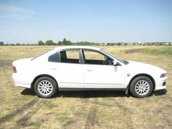 1999 Mitsubishi Galant Photos