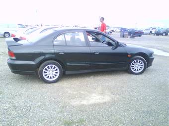 1999 Mitsubishi Galant Images