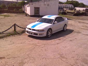 1999 Mitsubishi Galant Pictures
