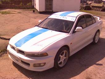1999 Mitsubishi Galant Photos