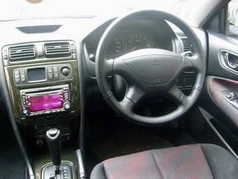 1999 Mitsubishi Galant Photos