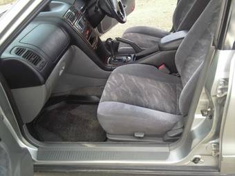 1999 Mitsubishi Galant Photos