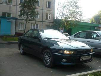 1999 Mitsubishi Galant Pictures