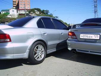 1999 Mitsubishi Galant Photos