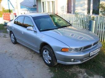 2000 Mitsubishi Galant