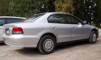 2000 Mitsubishi Galant