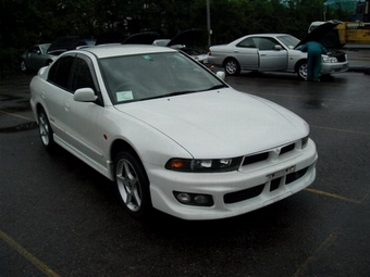 2000 Mitsubishi Galant