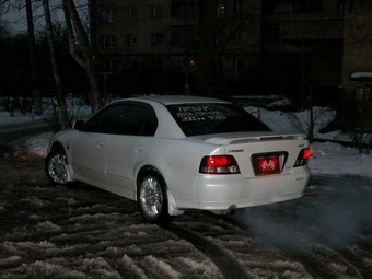 2000 Mitsubishi Galant