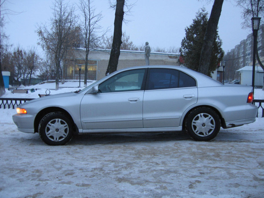 2000 Mitsubishi Galant