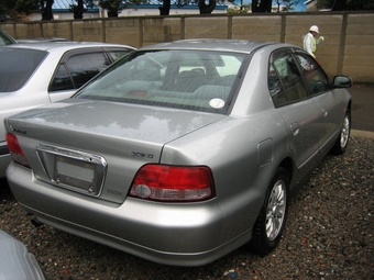 2000 Galant
