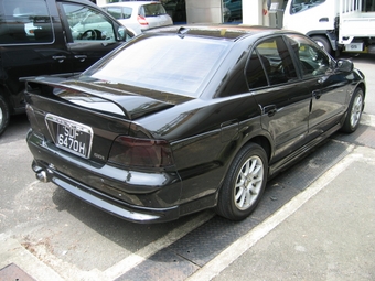 2000 Galant