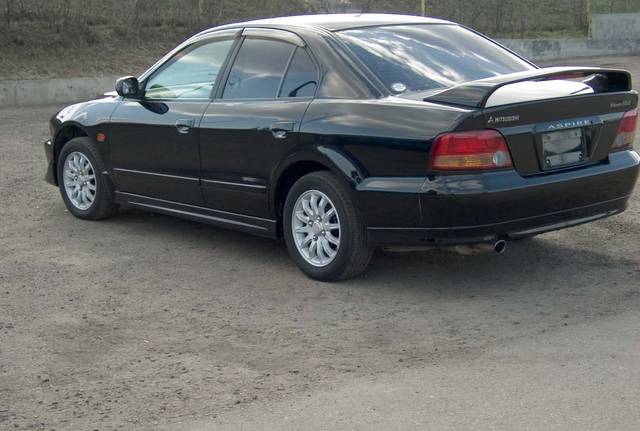 2000 Mitsubishi Galant