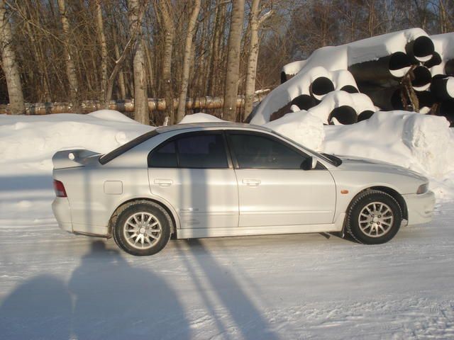 2000 Mitsubishi Galant