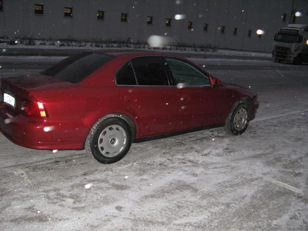 2000 Mitsubishi Galant