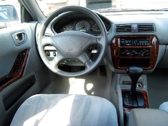 2000 Mitsubishi Galant For Sale