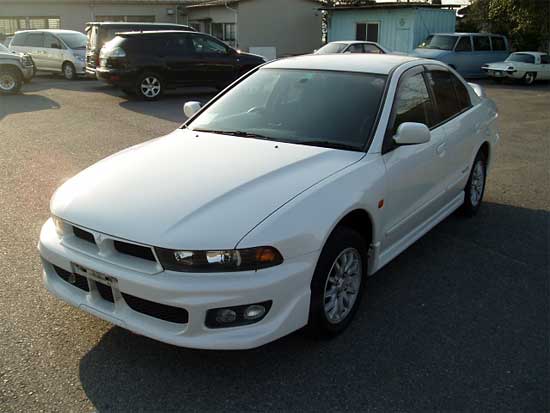 2000 Mitsubishi Galant Photos