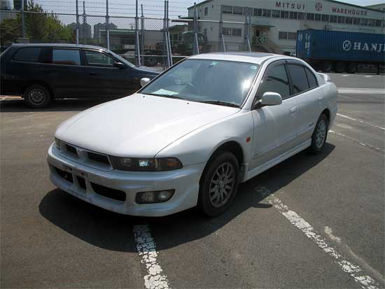 2000 Mitsubishi Galant Photos