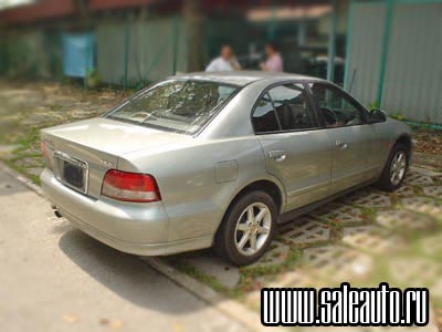 2000 Mitsubishi Galant Pics