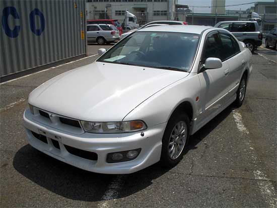 2000 Mitsubishi Galant Pictures