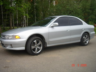 2000 Mitsubishi Galant Pictures