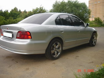 2000 Mitsubishi Galant Photos