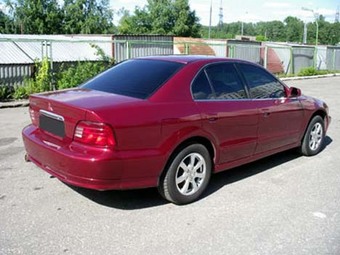2000 Mitsubishi Galant Photos