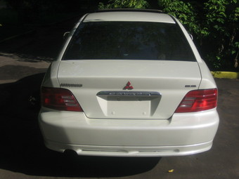 2000 Mitsubishi Galant Images