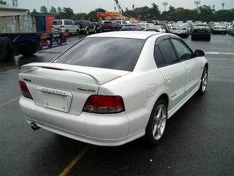 2000 Mitsubishi Galant Photos