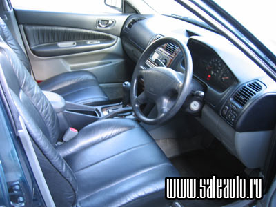 2000 Mitsubishi Galant Pictures