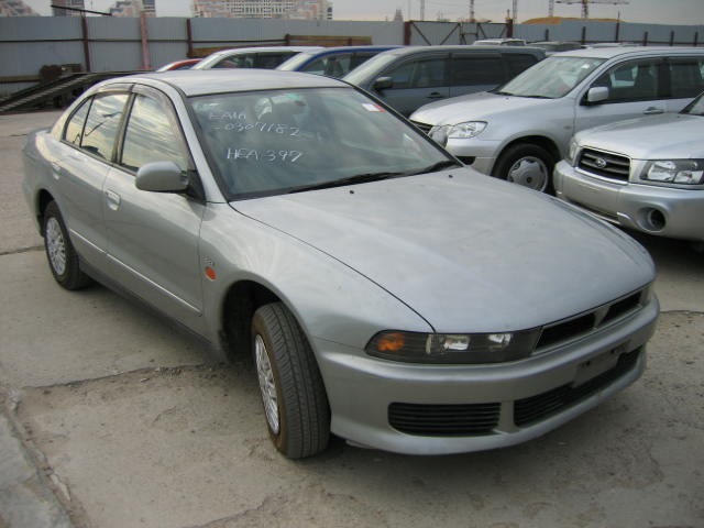 2000 Mitsubishi Galant Photos