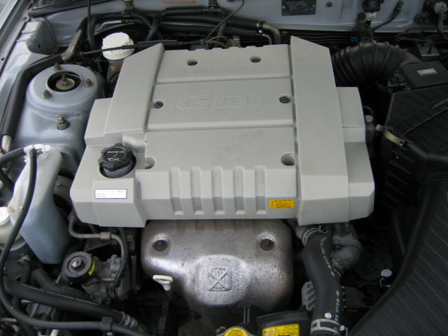 2000 Mitsubishi Galant Pictures