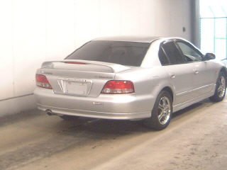 2000 Mitsubishi Galant Photos