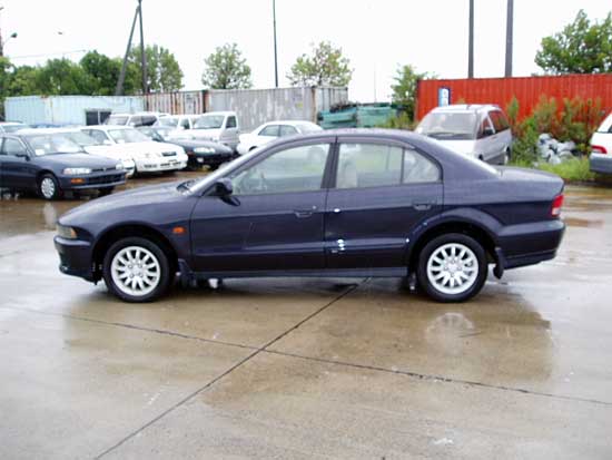 2000 Mitsubishi Galant Pictures