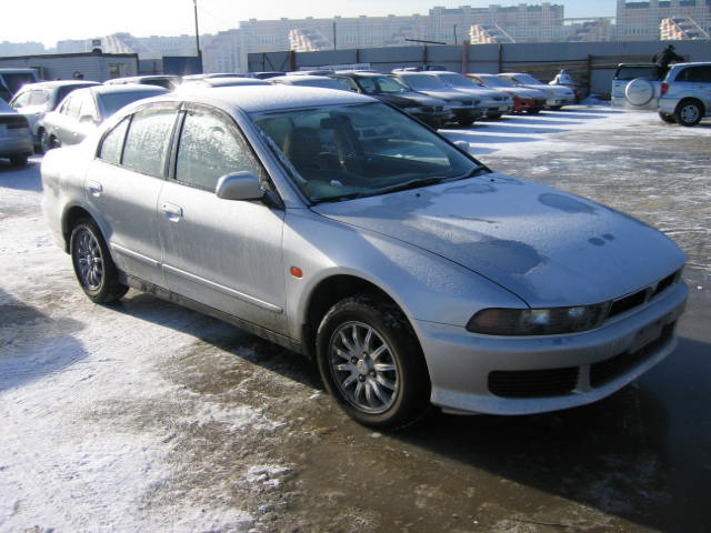 2000 Mitsubishi Galant Pictures