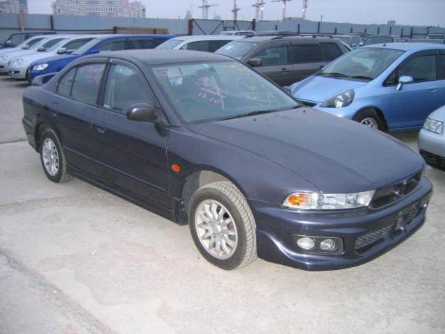 2000 Mitsubishi Galant Photos