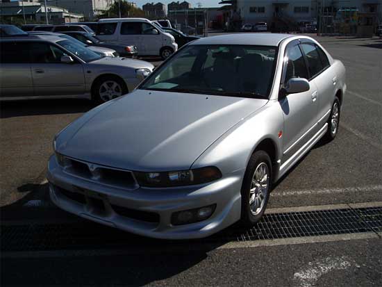 2000 Mitsubishi Galant Pictures