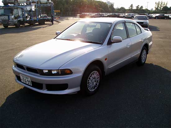 2000 Mitsubishi Galant Pictures