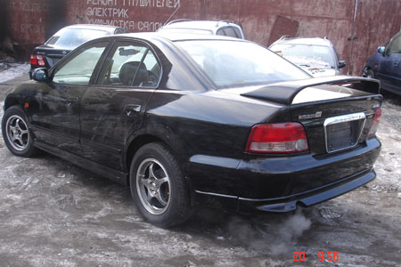 2000 Mitsubishi Galant Pictures