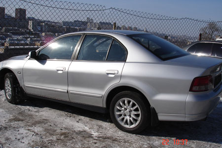 2000 Mitsubishi Galant Pictures