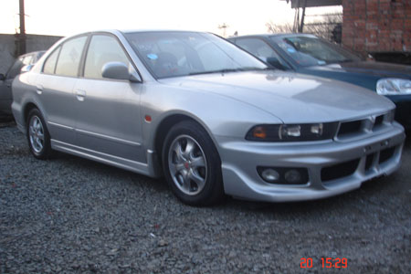 2000 Mitsubishi Galant Pictures