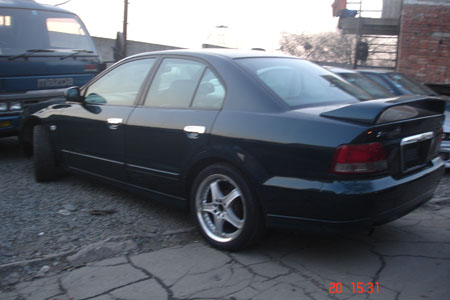 2000 Mitsubishi Galant Pictures