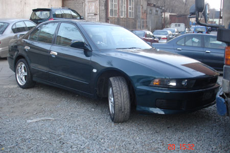 2000 Mitsubishi Galant Photos