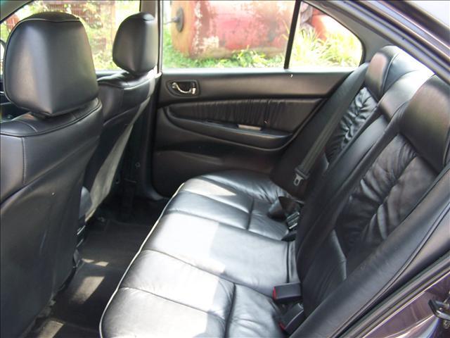 2000 Mitsubishi Galant Photos
