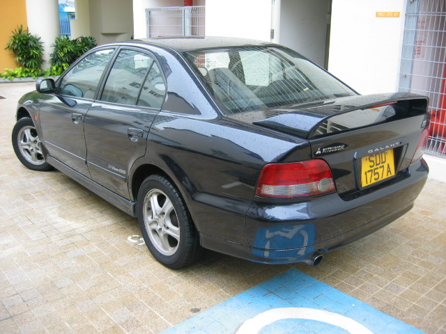 2000 Mitsubishi Galant Pictures